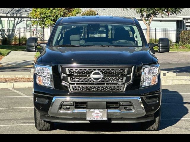 2024 Nissan Titan SV