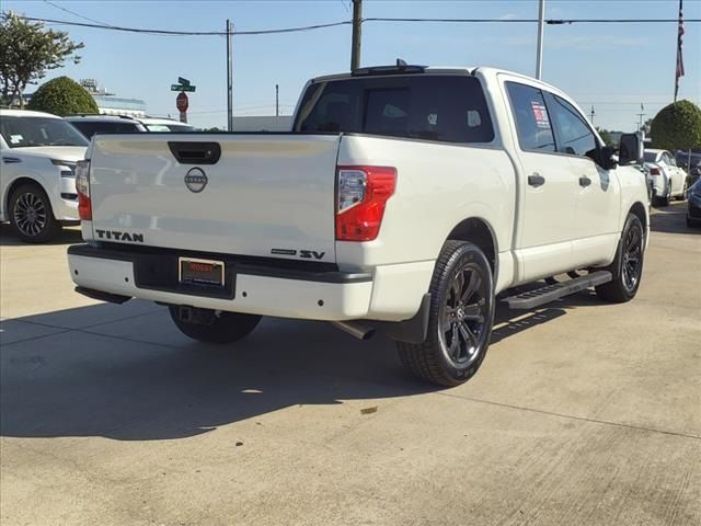 2024 Nissan Titan SV