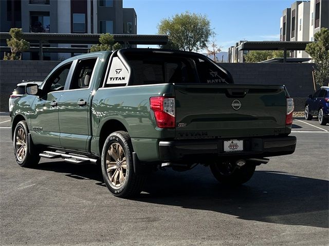 2024 Nissan Titan SV