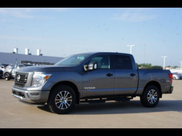 2024 Nissan Titan SV