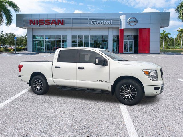 2024 Nissan Titan SV