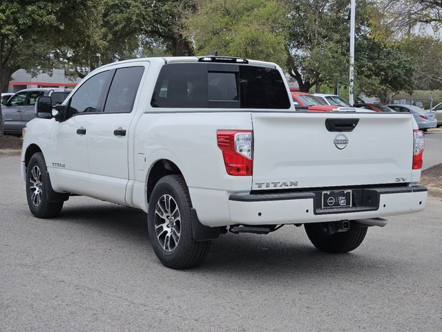 2024 Nissan Titan SV