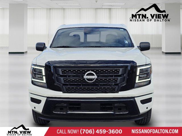 2024 Nissan Titan SV