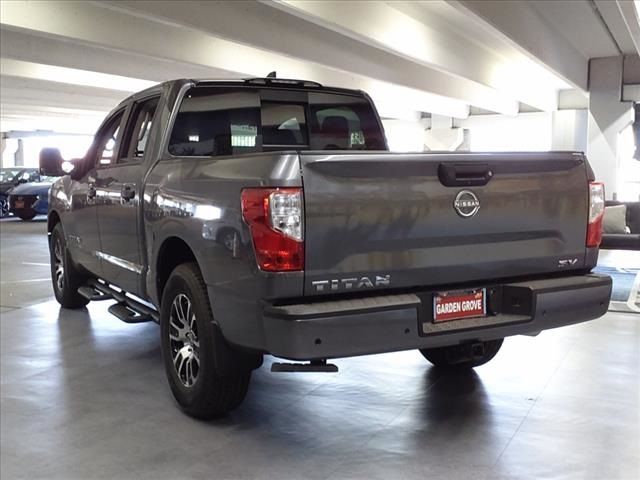 2024 Nissan Titan SV