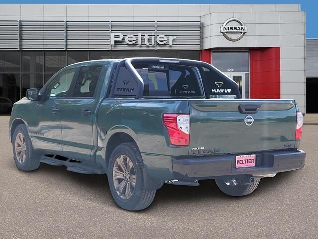 2024 Nissan Titan SV