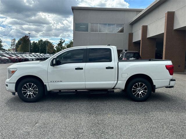 2024 Nissan Titan SV