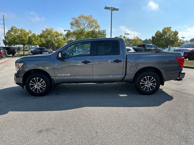 2024 Nissan Titan SV