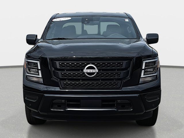 2024 Nissan Titan SV
