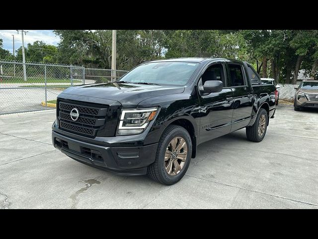 2024 Nissan Titan SV