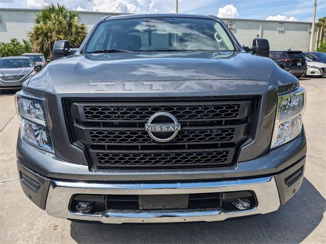 2024 Nissan Titan SV