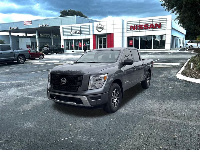 2024 Nissan Titan SV