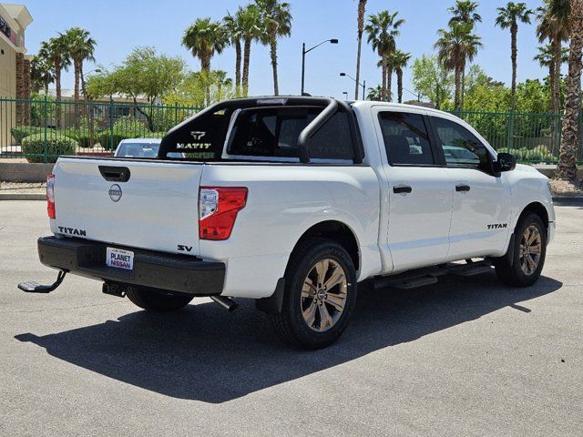 2024 Nissan Titan SV