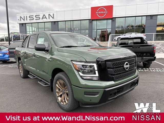 2024 Nissan Titan SV