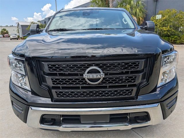 2024 Nissan Titan SV