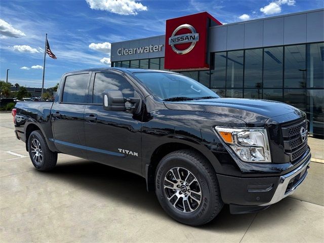 2024 Nissan Titan SV