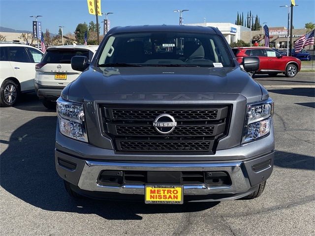 2024 Nissan Titan SV