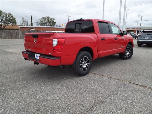 2024 Nissan Titan SV