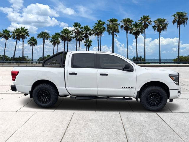 2024 Nissan Titan SV