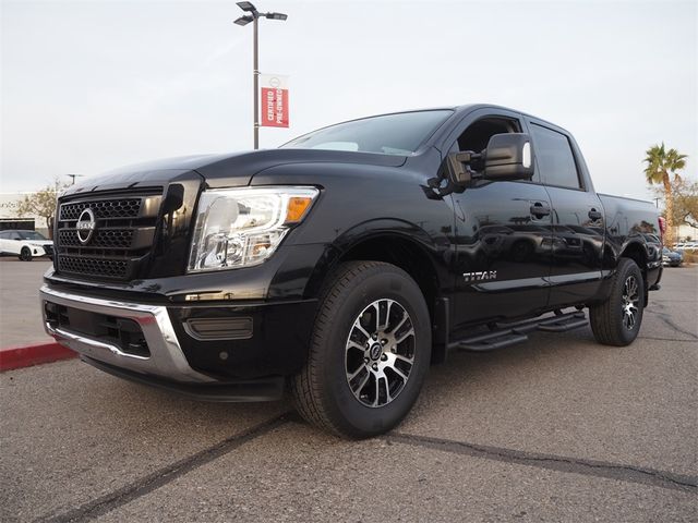 2024 Nissan Titan SV