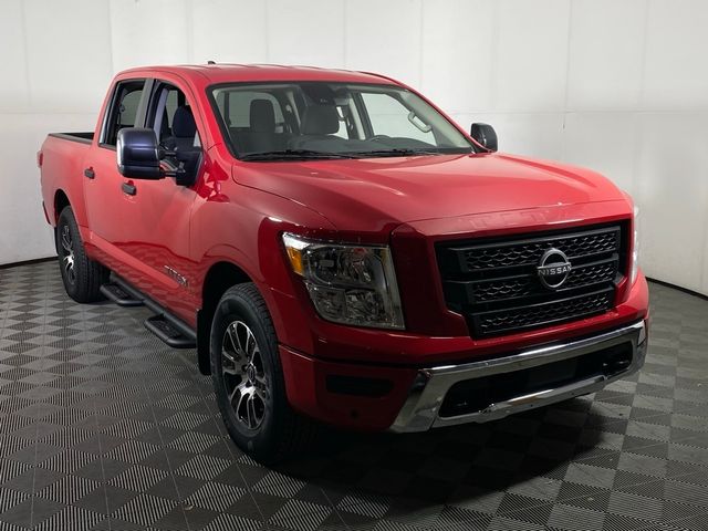 2024 Nissan Titan SV