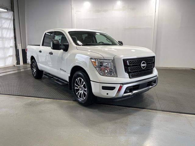 2024 Nissan Titan SV