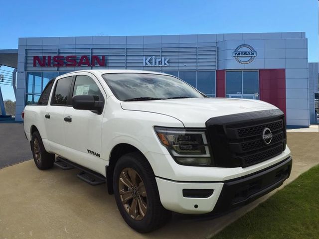 2024 Nissan Titan SV