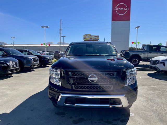 2024 Nissan Titan SV