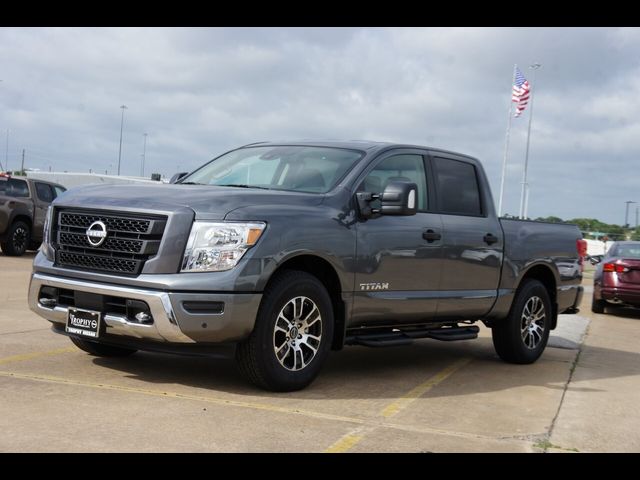 2024 Nissan Titan SV