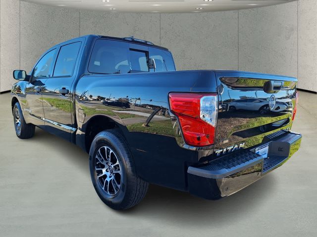 2024 Nissan Titan SV