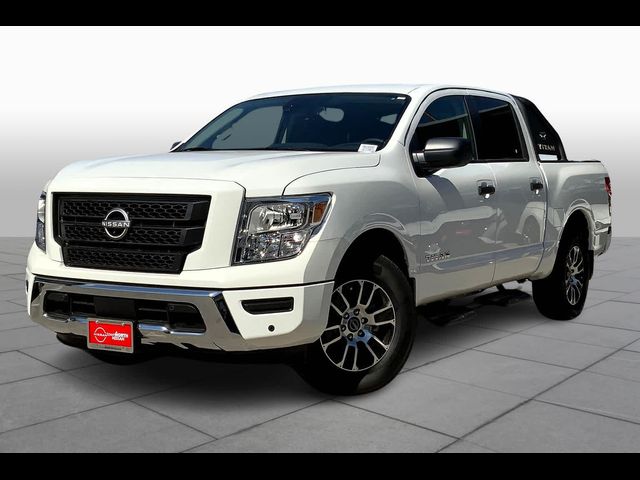 2024 Nissan Titan SV