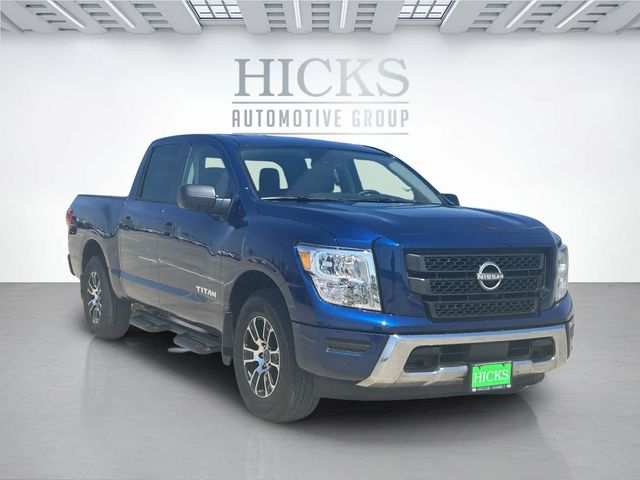 2024 Nissan Titan SV