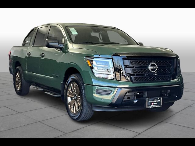 2024 Nissan Titan SV