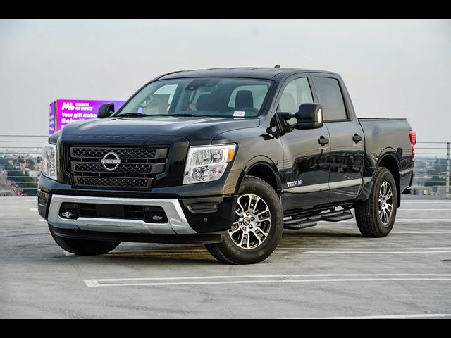 2024 Nissan Titan SV