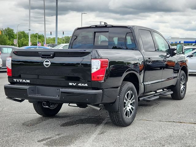 2024 Nissan Titan SV