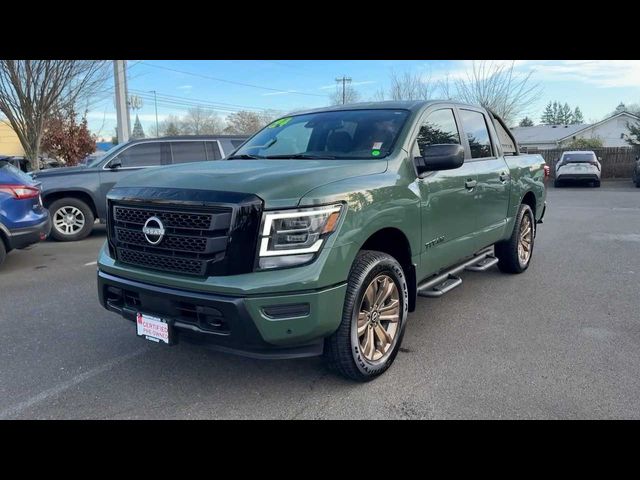 2024 Nissan Titan SV