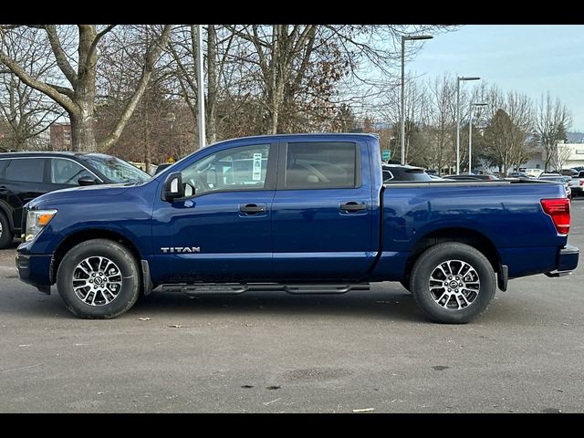 2024 Nissan Titan SV