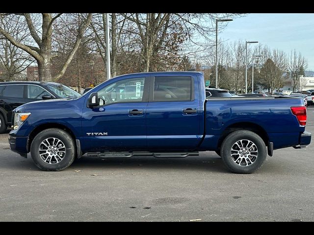 2024 Nissan Titan SV