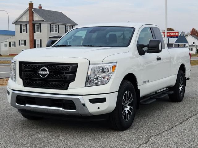 2024 Nissan Titan SV