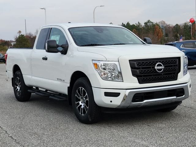 2024 Nissan Titan SV