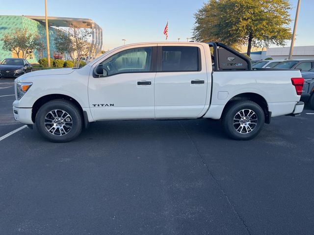 2024 Nissan Titan SV