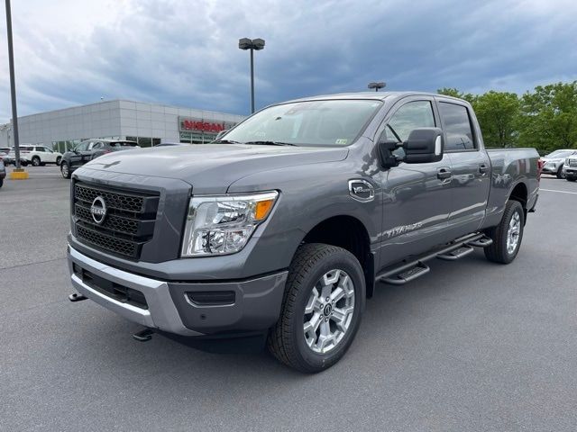 2024 Nissan Titan XD SV