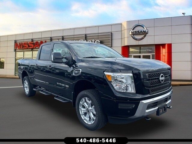 2024 Nissan Titan XD SV