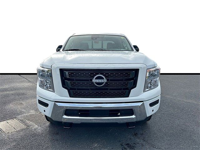 2024 Nissan Titan XD SV