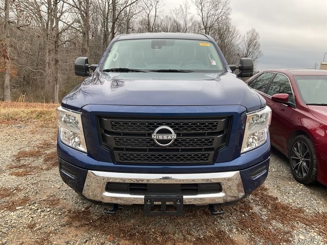 2024 Nissan Titan XD SV