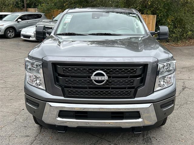 2024 Nissan Titan XD SV