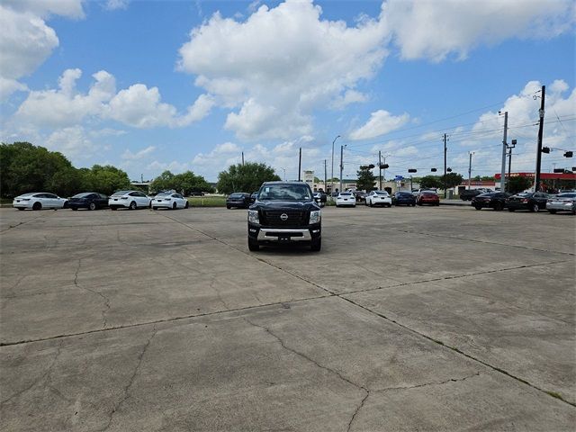 2024 Nissan Titan XD SV