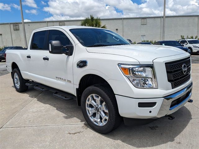 2024 Nissan Titan XD SV