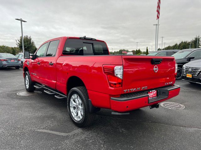 2024 Nissan Titan XD SV