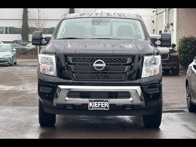 2024 Nissan Titan XD SV