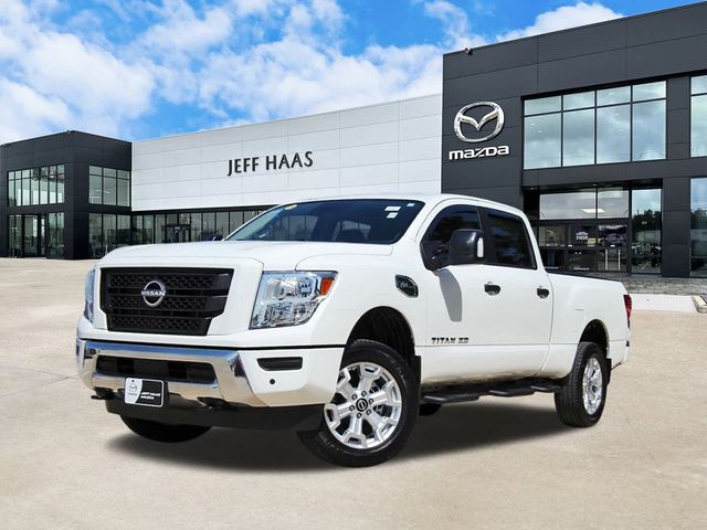 2024 Nissan Titan XD SV